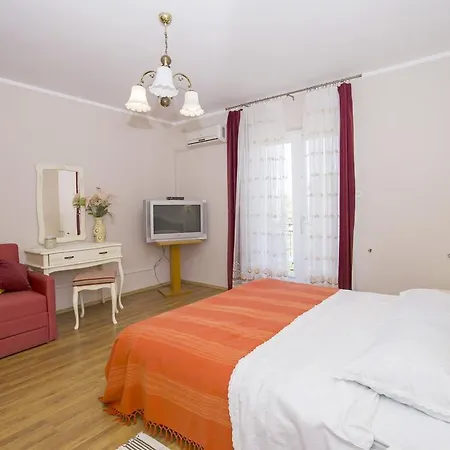 Guest house & Ribaric 3*