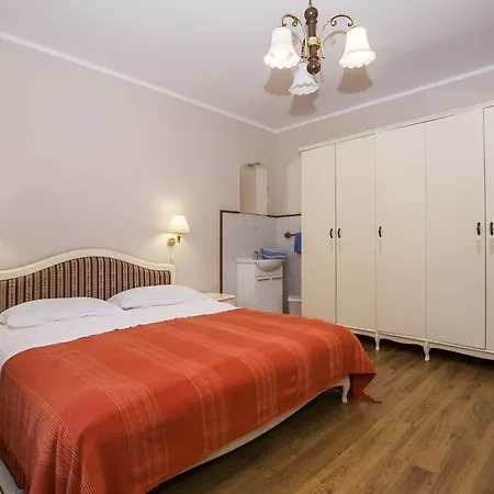 Guest house & Ribaric Lovran